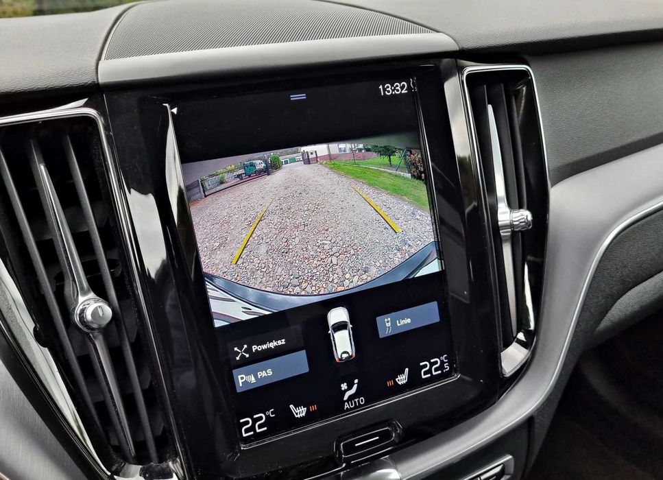 Авто з Європи Volvo XC 60 D3 Momentum Pro