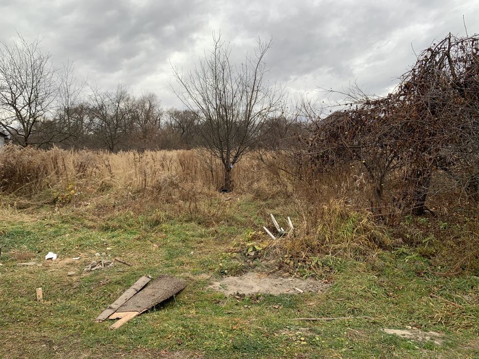 Участок на продаж