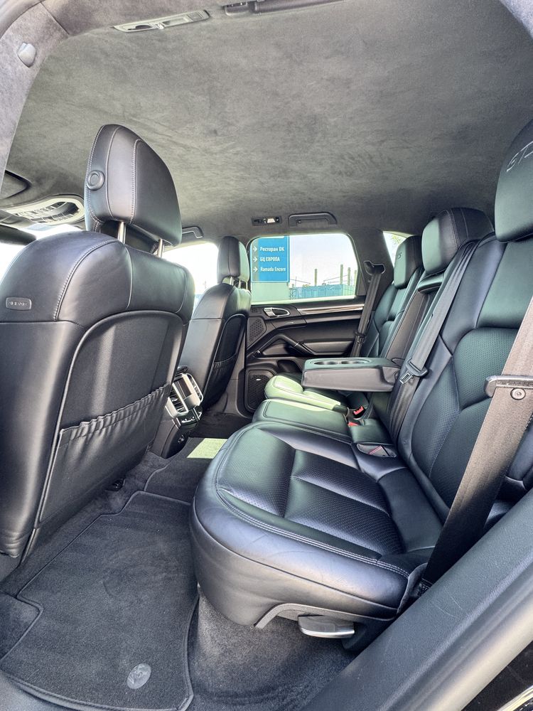 Porsche Cayenne GTS 2017