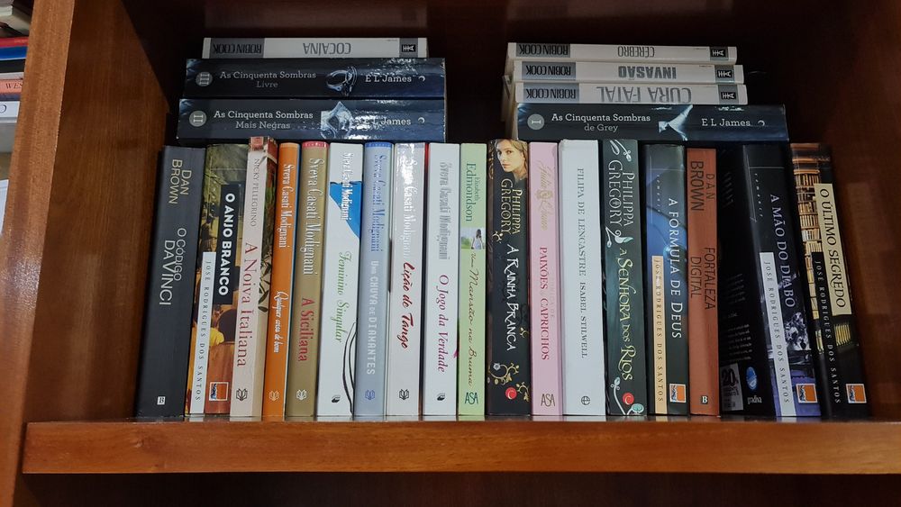 Livros diversos como novos