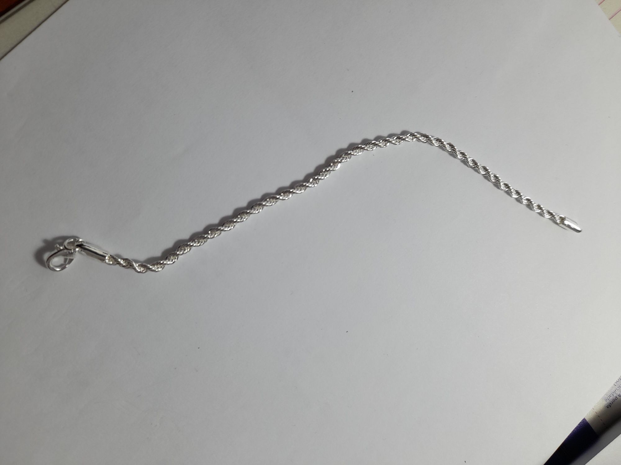 Pulseira trançada