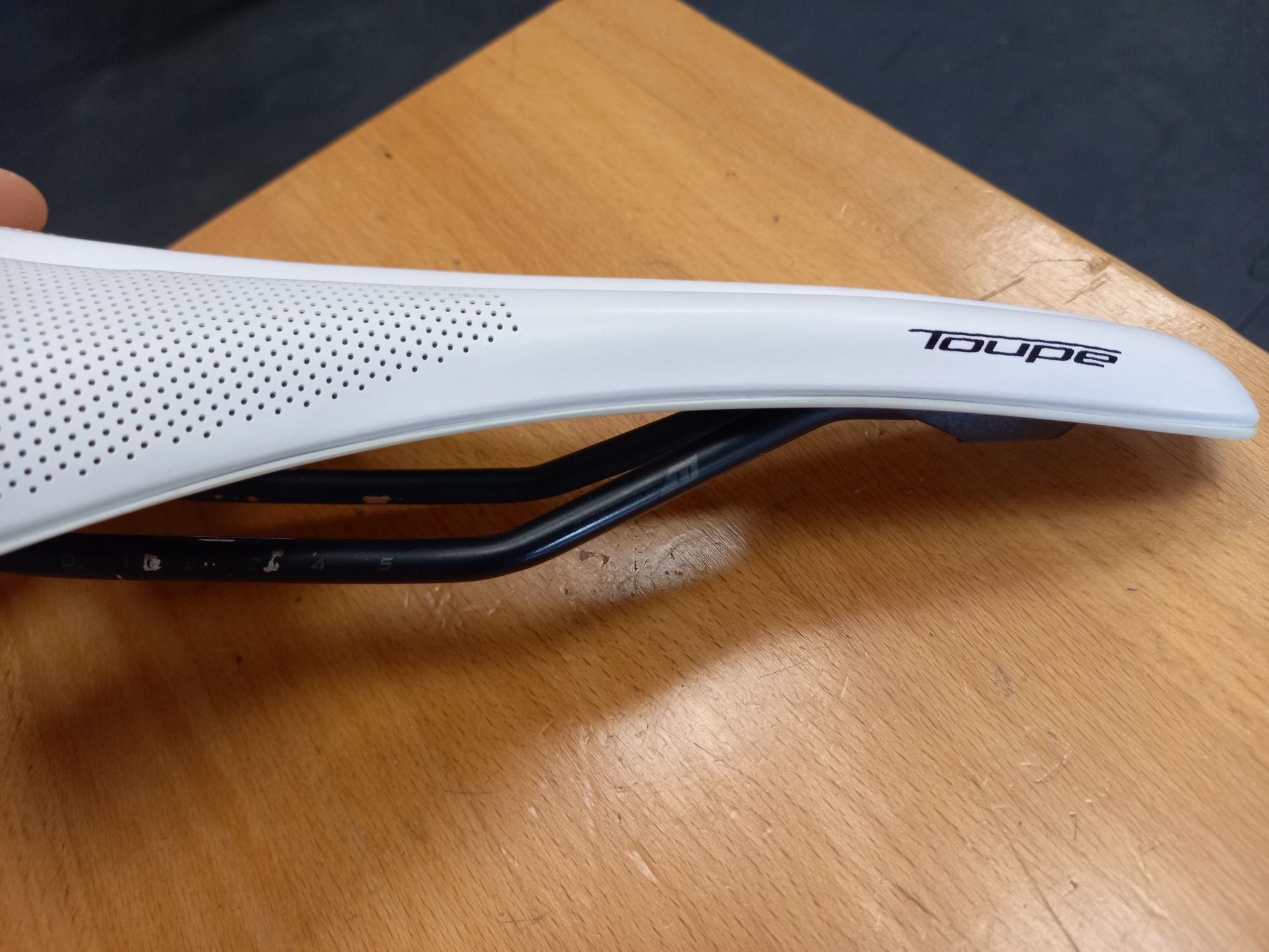 Siodełko Specialized Toupe Expert Ti 143mm