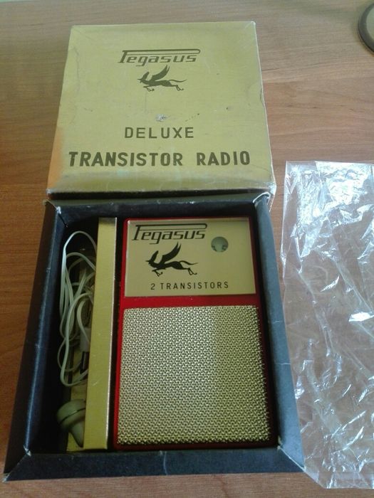 Radio tranzystorowe Pegasus jak nowe Pegasus 2 Transistor Boy's Radio