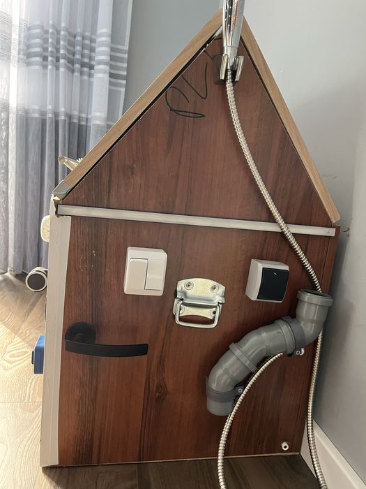 Tablica manipulacyjna/domek