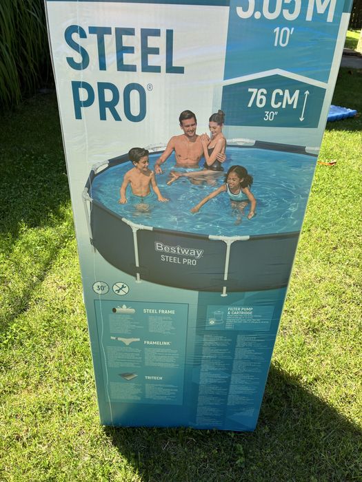 Basen stelażowy nowy z pompa