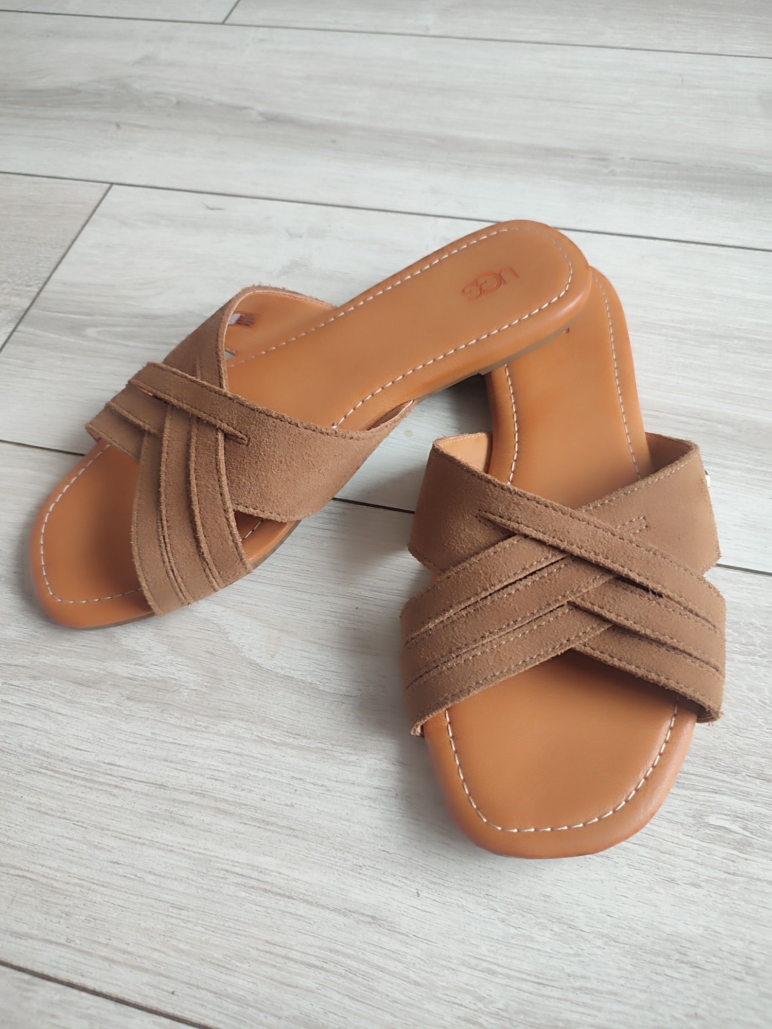 Шльопанці шкіряні Ugg оригінал, шлепки Ugg
