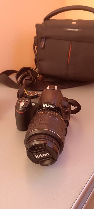 Фотоаппарат Nikon D3100 с сумкой и флешкой на 32gb