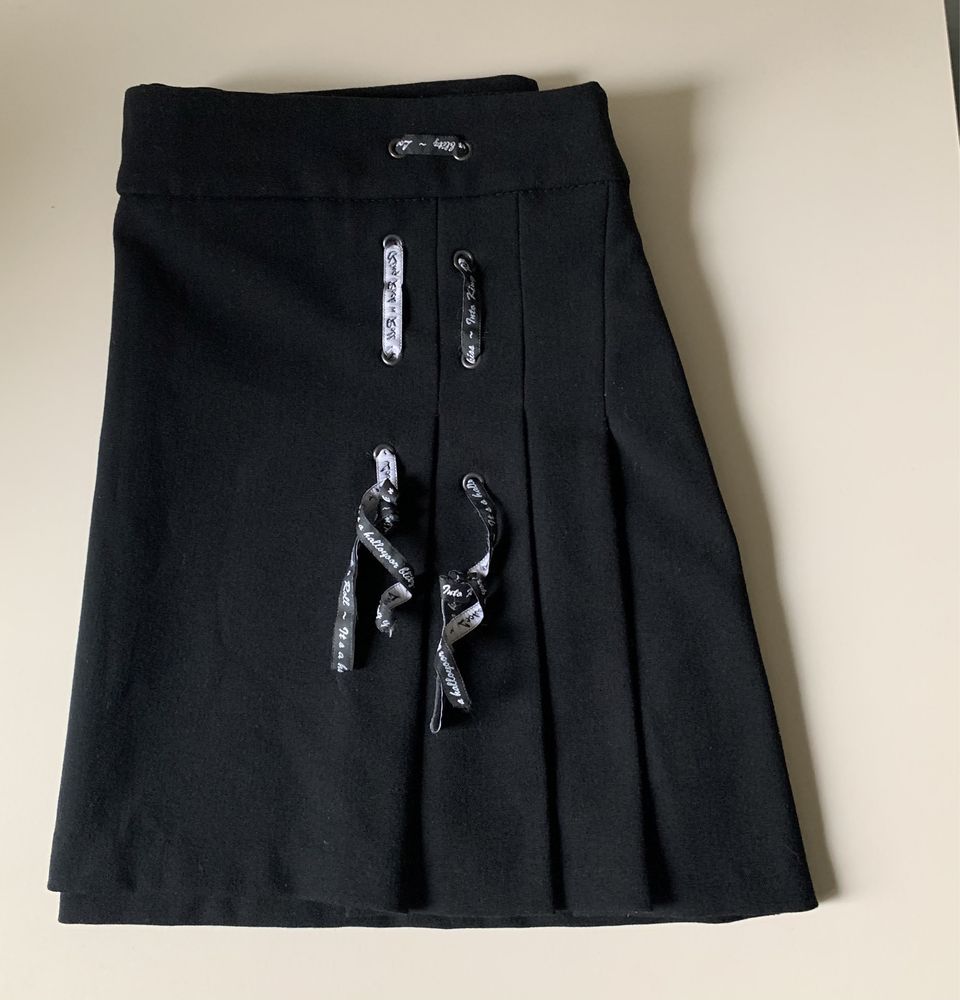 Spódnica damska czarna mini