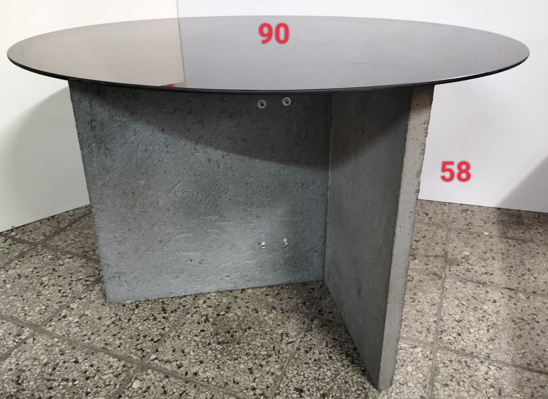 Stolik kawowy beton i czarne szkło (nowa cena na luty)