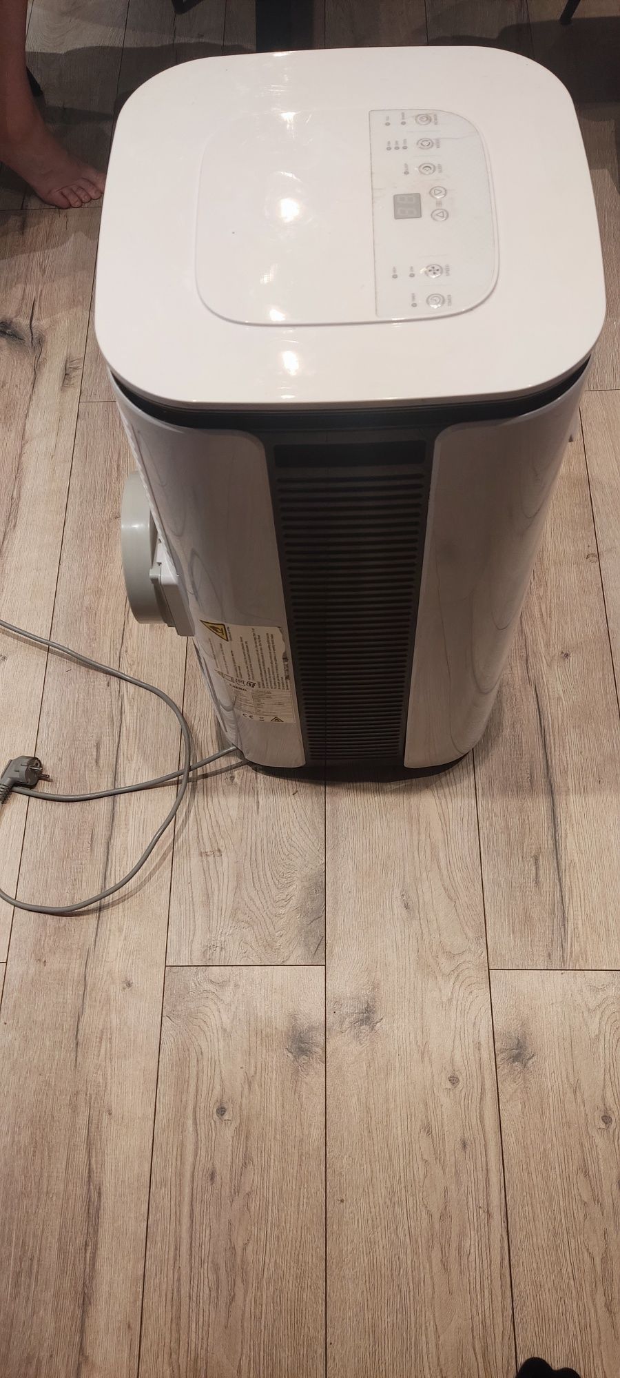 Klimatyzator przenośny Eberg Miru E26HD