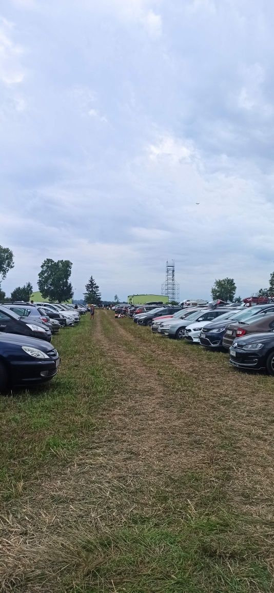 Air Show Parking Chrupek. 200m od kasy