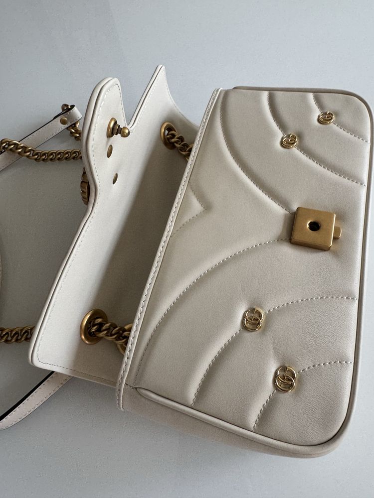 Gucci medium Marmont shulder bag