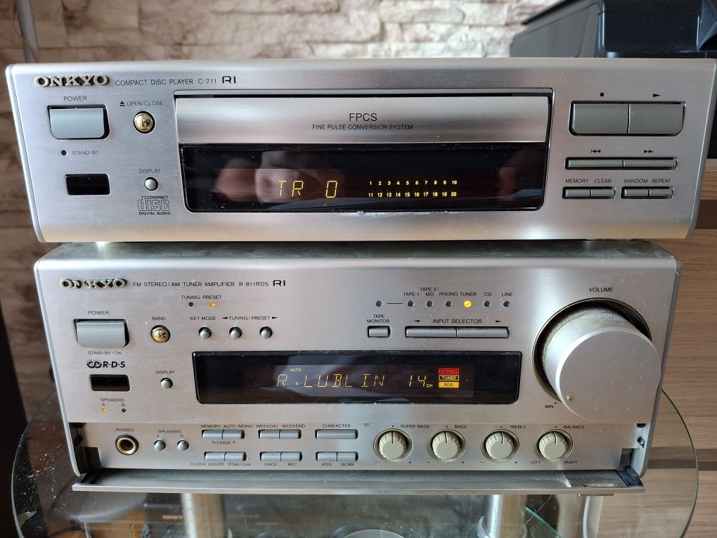 Amplituner Onkyo R- 811RDS CD C-711,, wyjście na subwoofer,org. pilot!