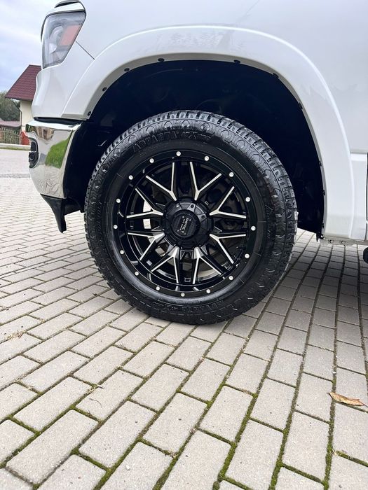 Dodge Ram Crew Cab 1500 Laramie  Rebel 5.7 v8 4x4 Duże Radio Led 2022