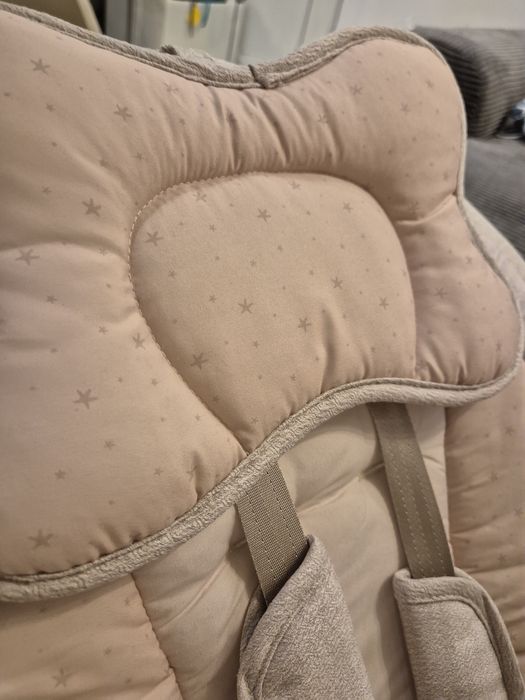 Bujak elektryczny huśtawka MoMi z pilotem głośnik bluetooth