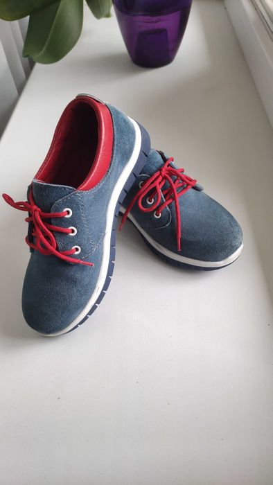 Продам шкіряні туфельки