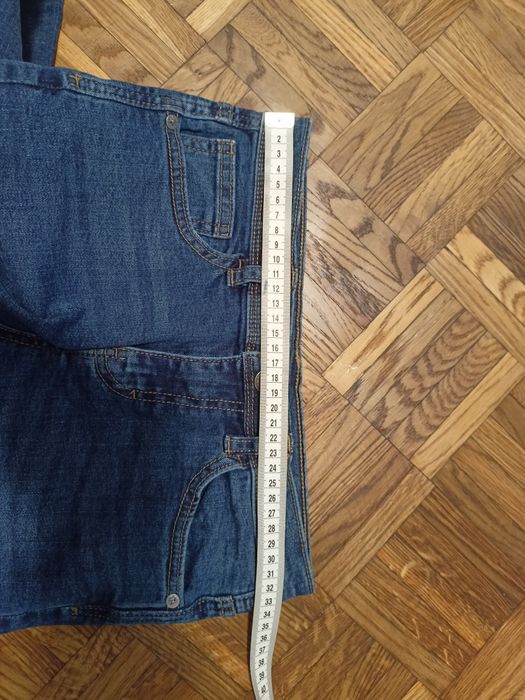 Dżinsy chłopięce 140