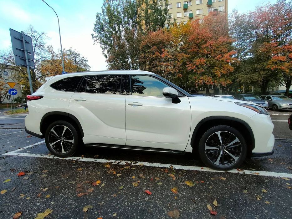 Toyota Highlander Highlander 2.5 Hybrid | 7-osobowy SUV | Automat | Perła | Top wersja