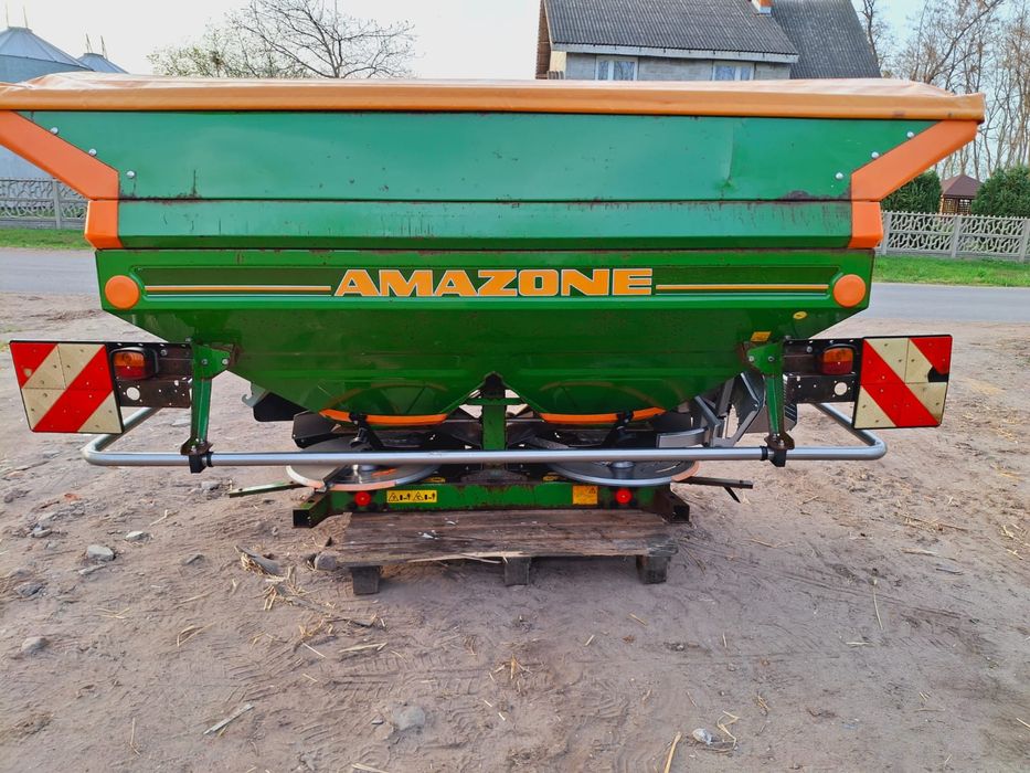 Rozsiewacz nawozów AMAZONE ZA-M 1200+nadstawki 3000kg limiter  plandek