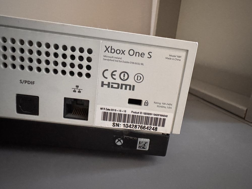 Xbox one s plus pad