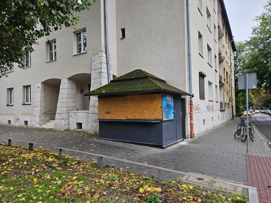 Kiosk / pawilon handlowy do wynajęcia | Centrum Krakowa | Królewska