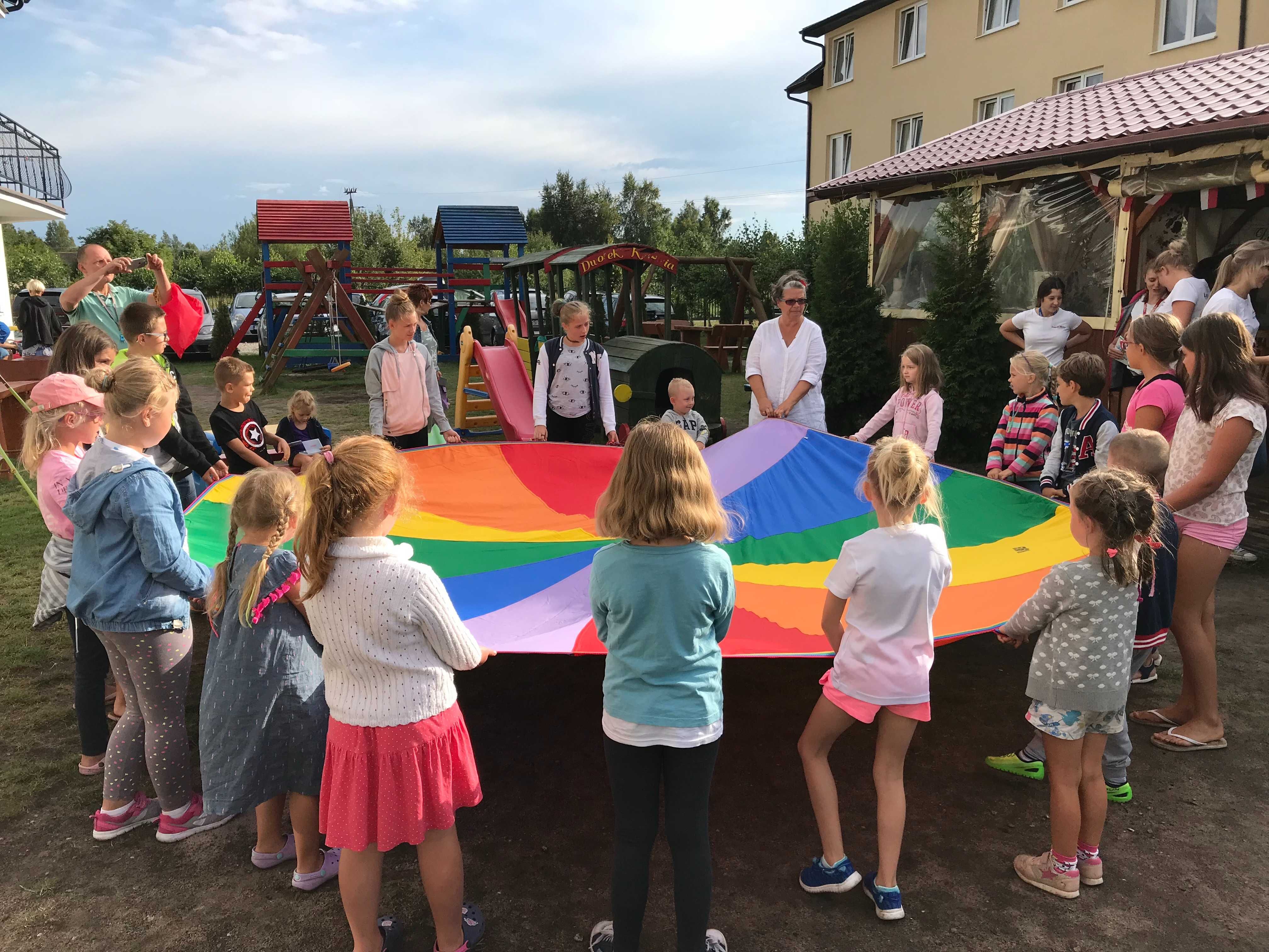 Wakacje urlop pokoje 2 3 4 os Karwia Animacje dla dzieci, blisko plaży