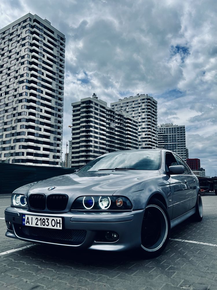 BMW 523I 1998 строкер