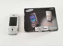 Telefon komórkowy Samsung SGH-E250i