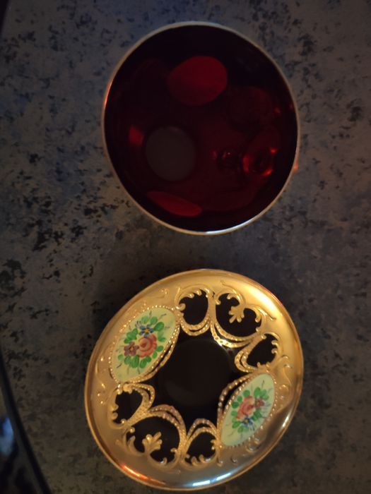 Sprzedam filiżankę Bohemia Karlsbad-Moser