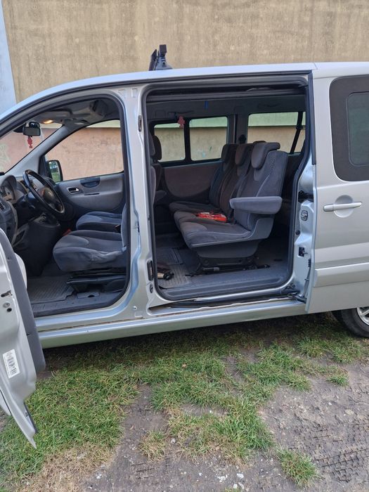 Fiat  Scudo 8 osobowy.
