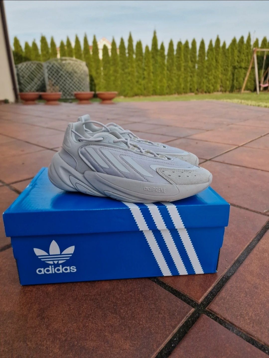 Buty adidas ozelia szare unisex 37,5