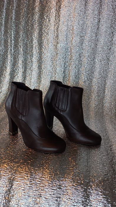 Кожаные ботильоны