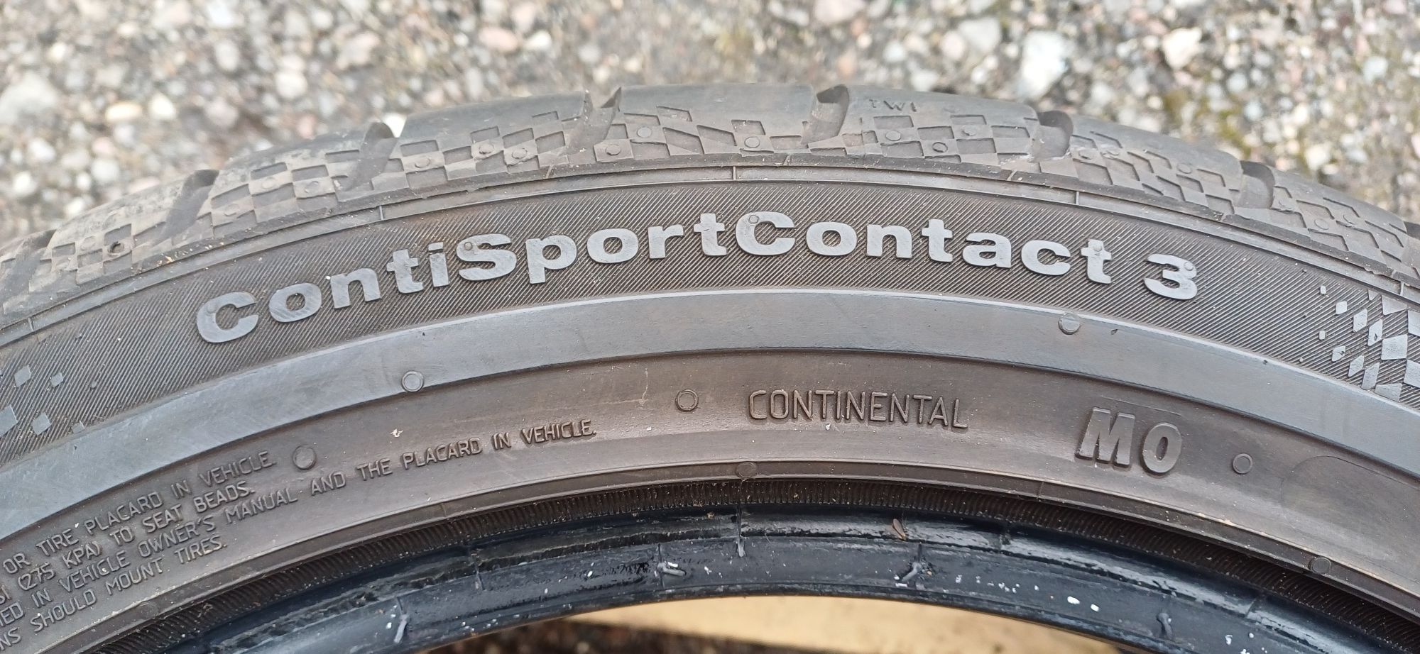 255/40R17 94W CONTINENTAL , dwie opony letnie.