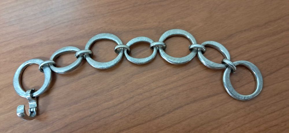 Pulseira em prata, impecável