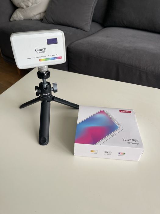 Світло Ulanzi VL120 RGB LED Video Light