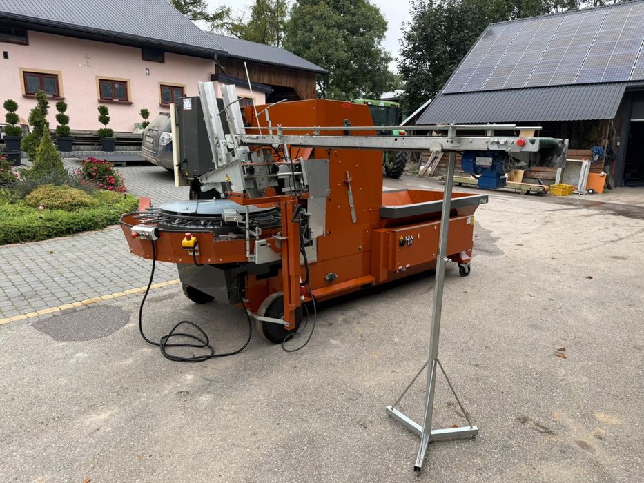 Doniczkarka Javo Plus do małych i dużych doniczek, 2 podajniki.