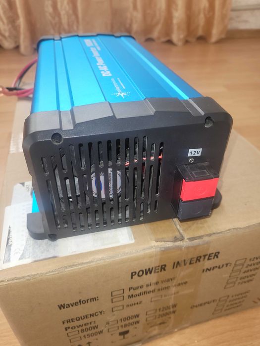 Инвертор Solartronics 1000W 12V,