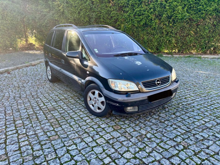 Opel zafira  7 lugares a gasolina