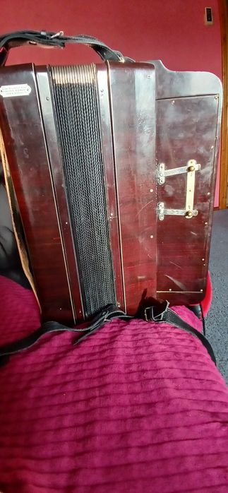 Продам Баян HOHNER