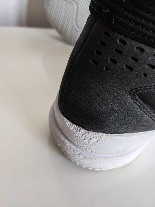 Buty sportowe Under Armour Jet Mid, rozmiar 40