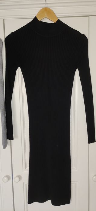 Платье гольф длина миди черного цвета