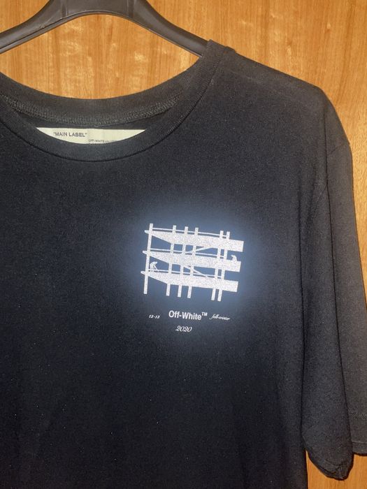 Vendo Tshirt Off White reflective como nova