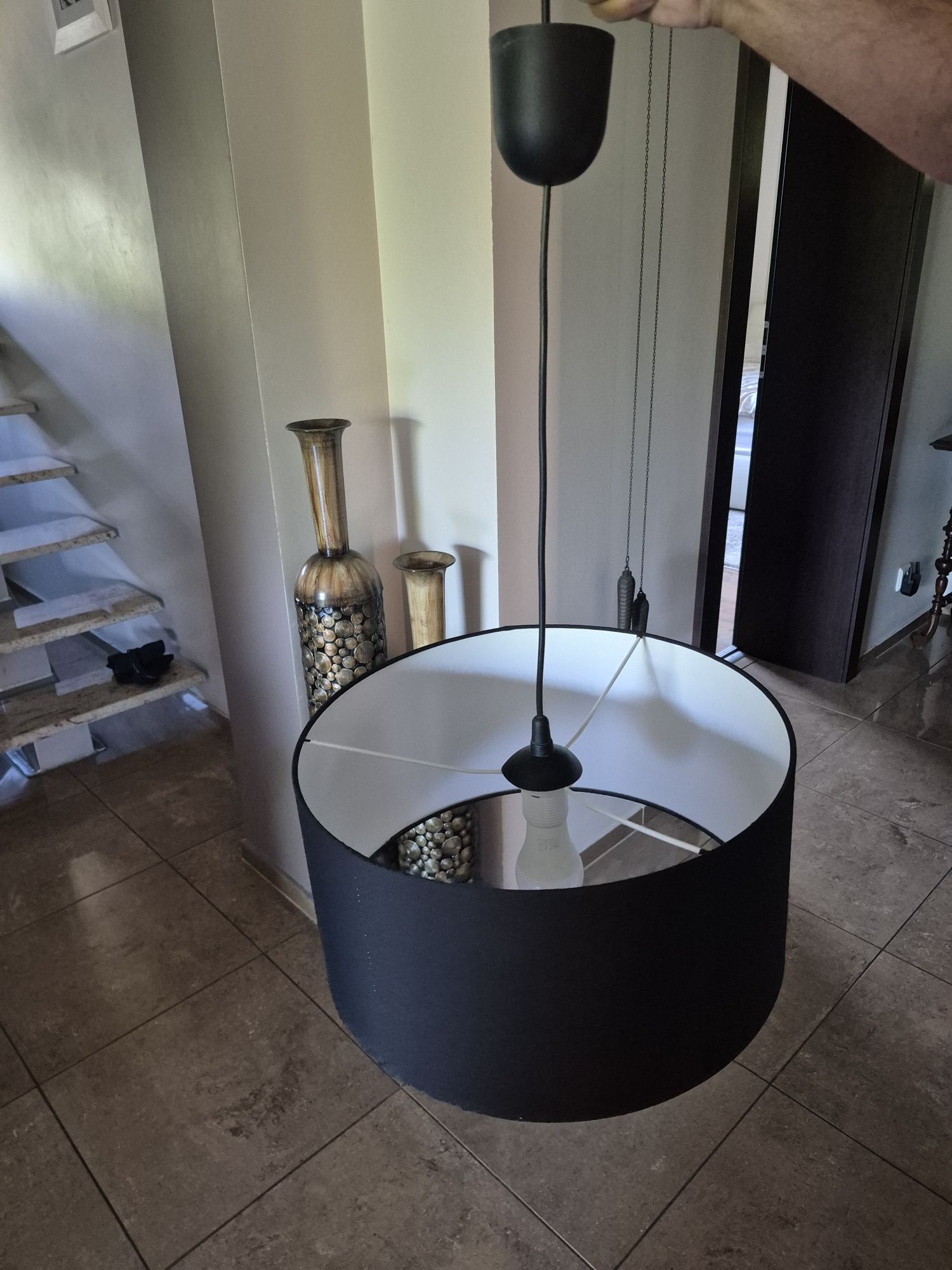 Lampa czarna wisząca 40 cm