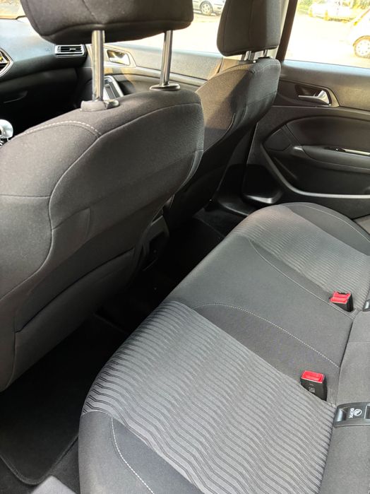 Peugeot 308, Allure