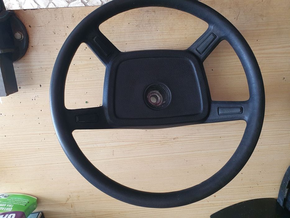 Volante BMW E 30