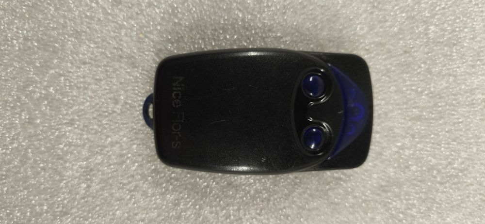 Продам пульт для ворот Nice