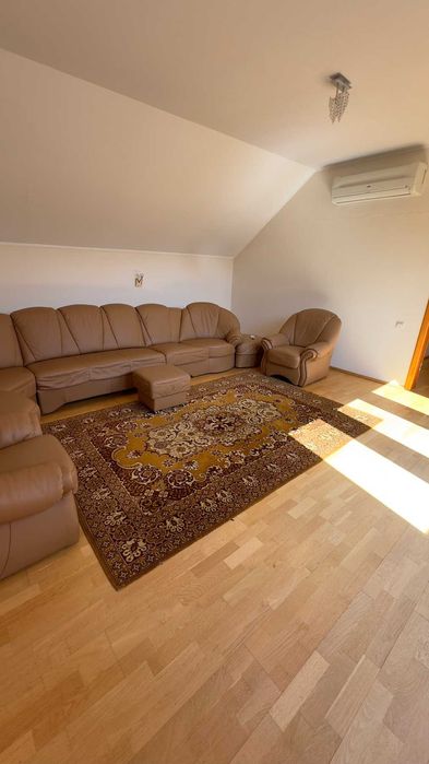 Оренда чудового будинку з басейном