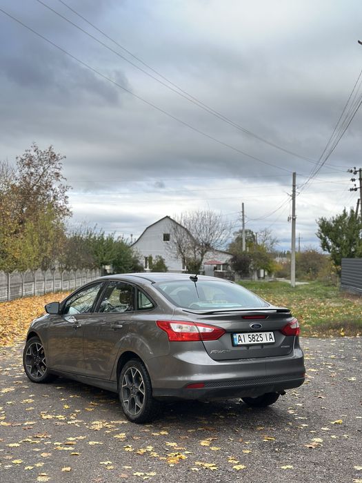 Авто Ford focus 2014
