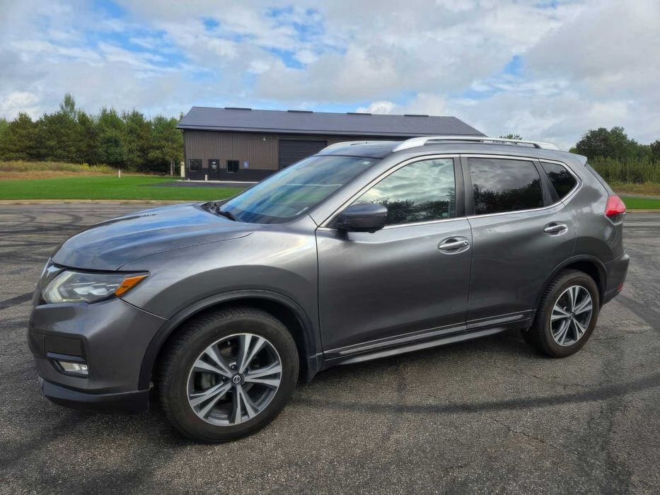 Nissan Rogue SL      2017