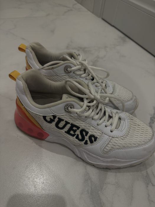 Кросівки Guess оригінал